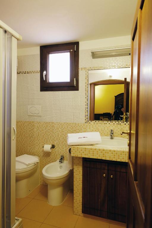 Villa Musica - Camera da letto con arredi tradizionali salentini - 16