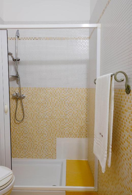 Villa Musica - Camera da letto con arredi tradizionali salentini - 33