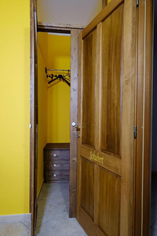 Villa Musica - Camera da letto con arredi tradizionali salentini - 34