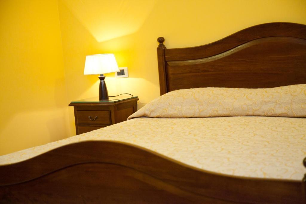 Villa Musica - Camera da letto con arredi tradizionali salentini - 41