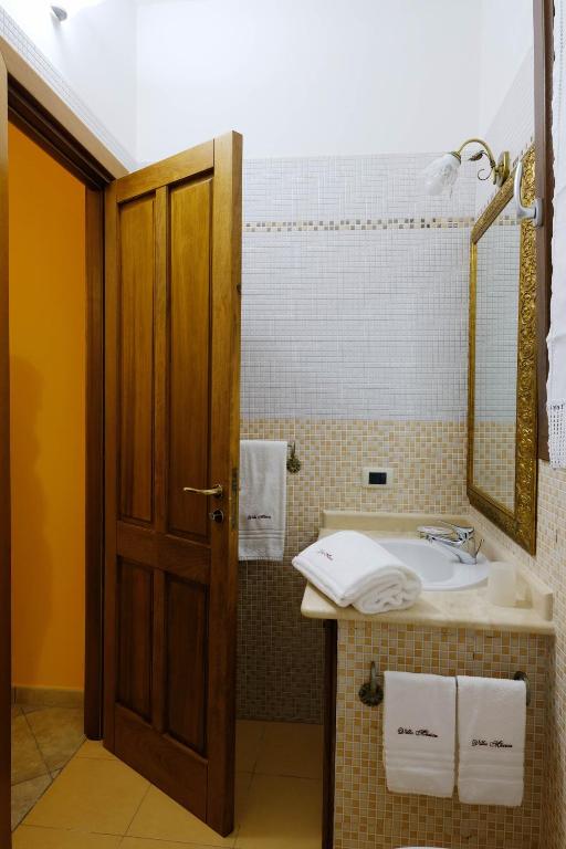 Villa Musica - Camera da letto con arredi tradizionali salentini - 42