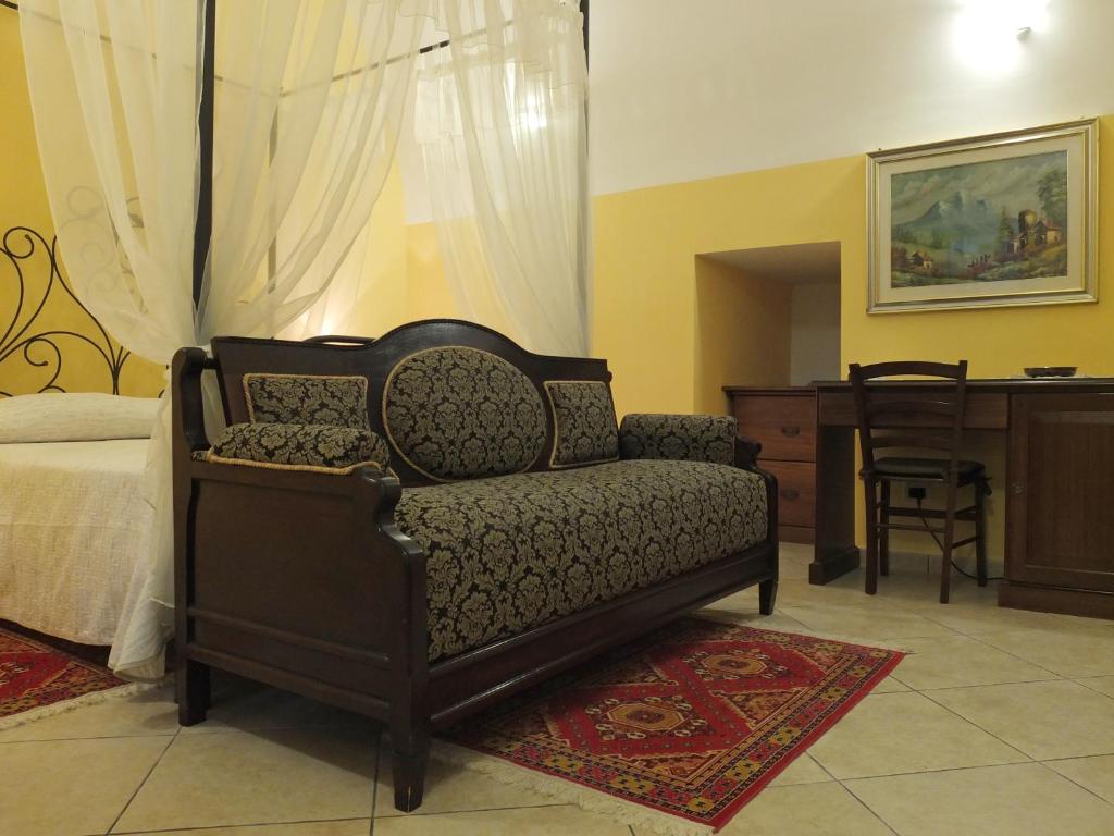 Villa Musica - Camera da letto con arredi tradizionali salentini - 48