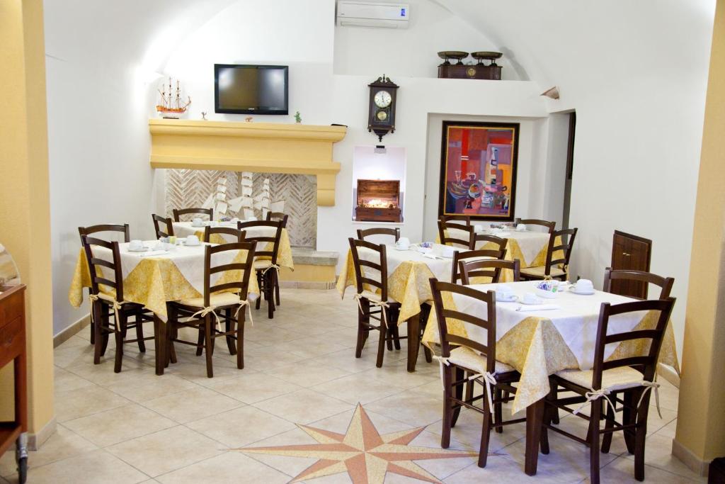 Villa Musica - Interni della casa colonica del '600 - 1