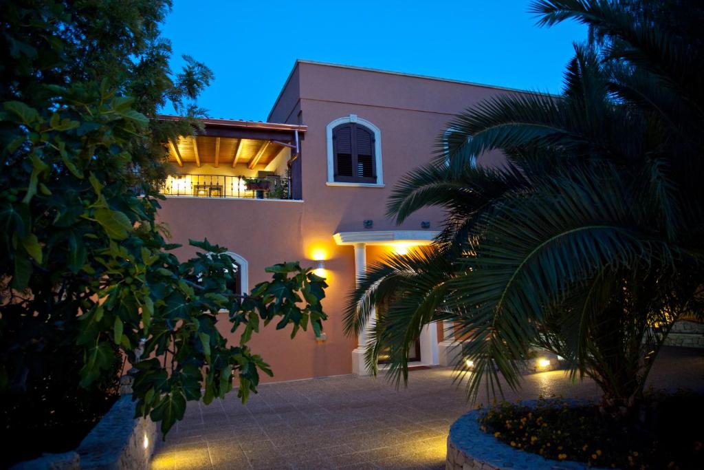 Villa Musica - Esterno della dimora storica